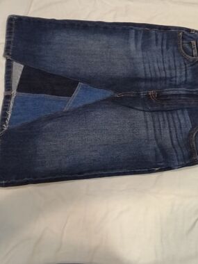 Slim Straight Women's Denim Skirt in Dark Blue Wash